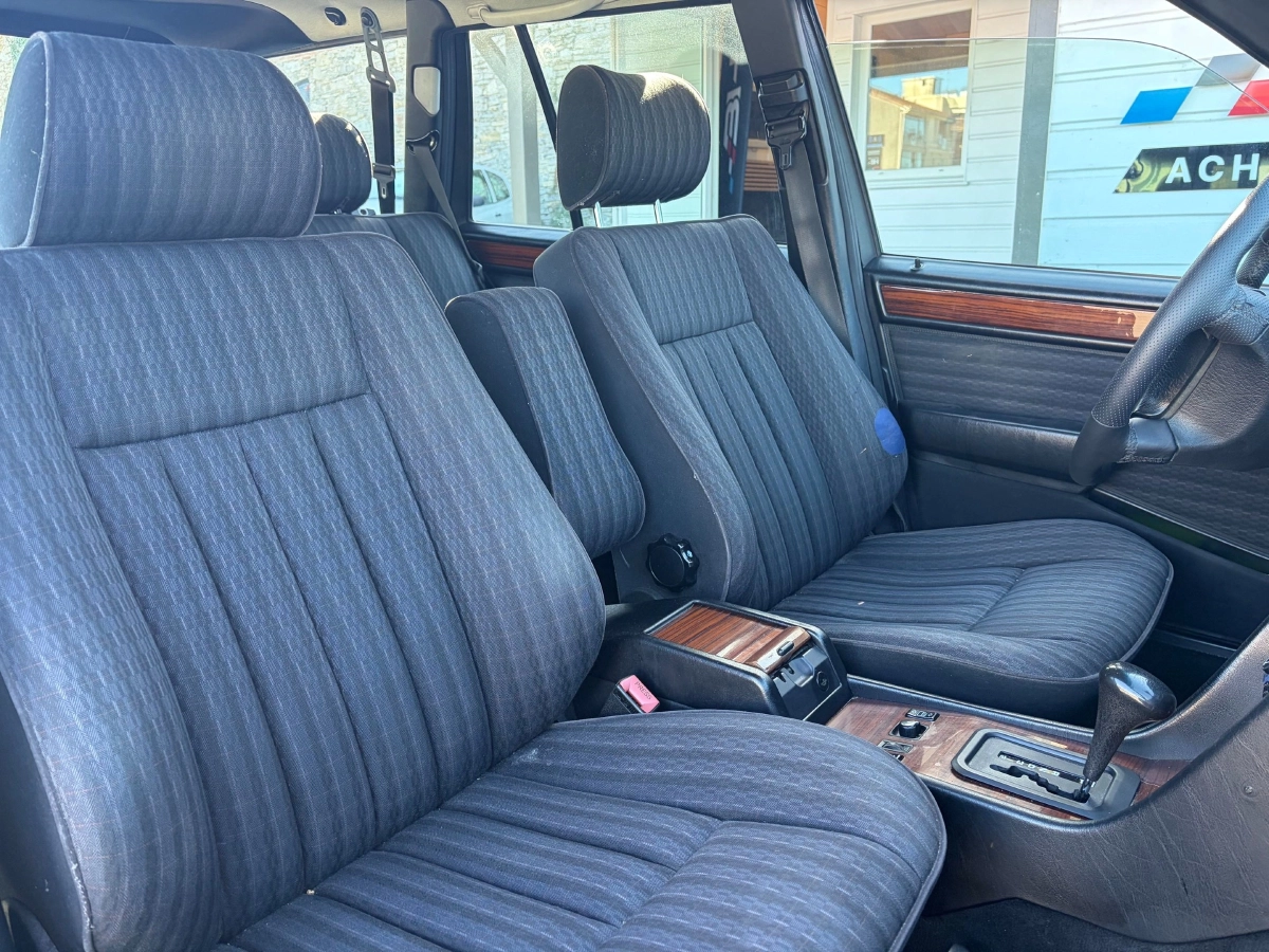Mercedes-Benz 250D - photo 8