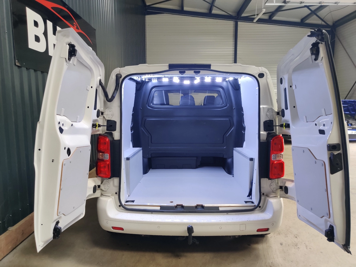 Peugeot Expert - photo 17