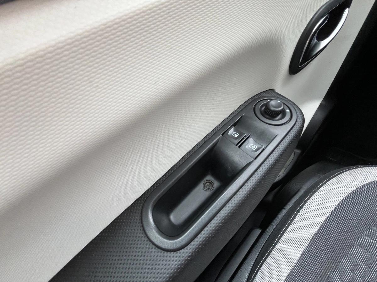 Renault Twingo 1.0 SCE 70 INTENS