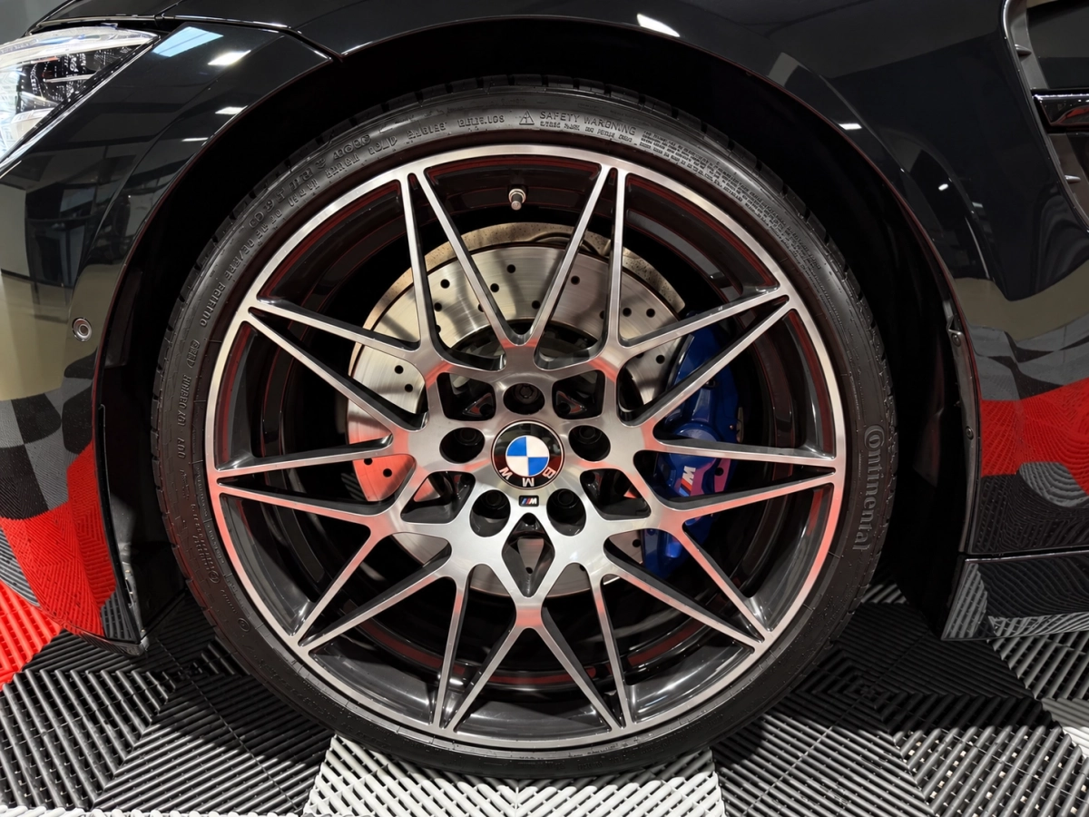 Bmw M4 - photo 30