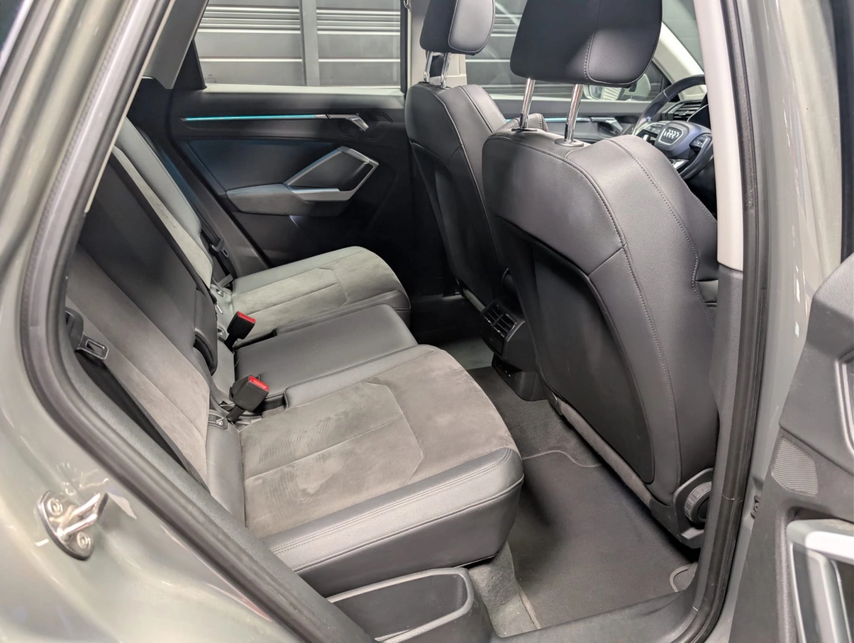 Audi Q3 - photo 28