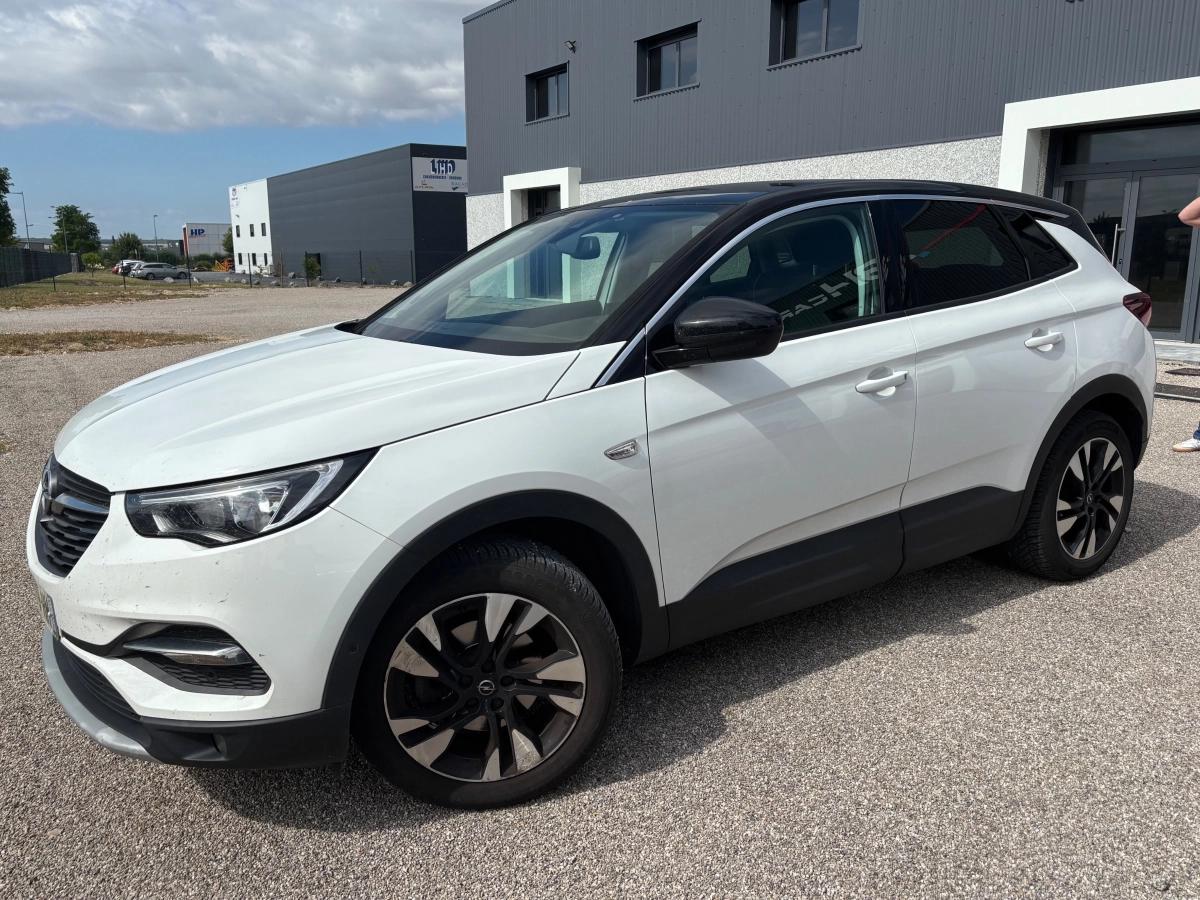 Image: Opel Grandland X 1.5 D 130 Pack Innovation 4X2 BVA