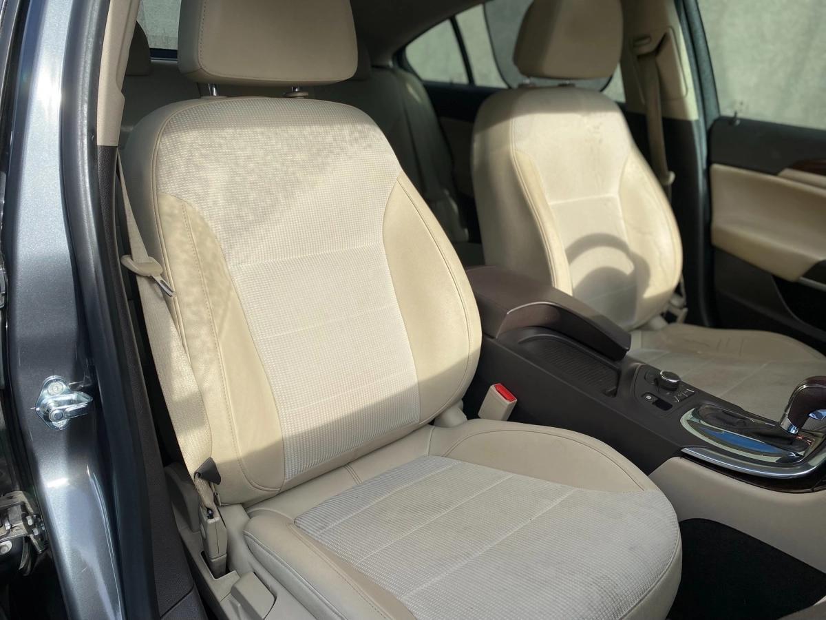 Aperçu indisponible de Opel Insignia