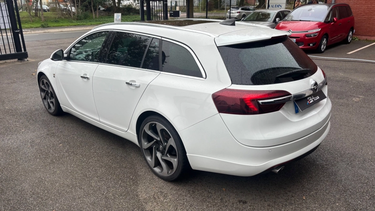 Opel Insignia - photo 4