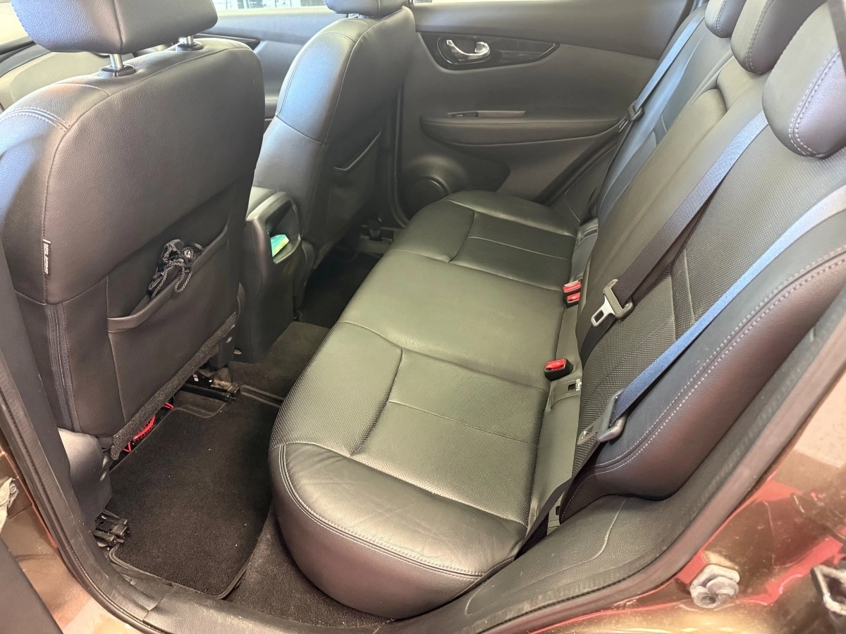 Nissan Qashqai - photo 11