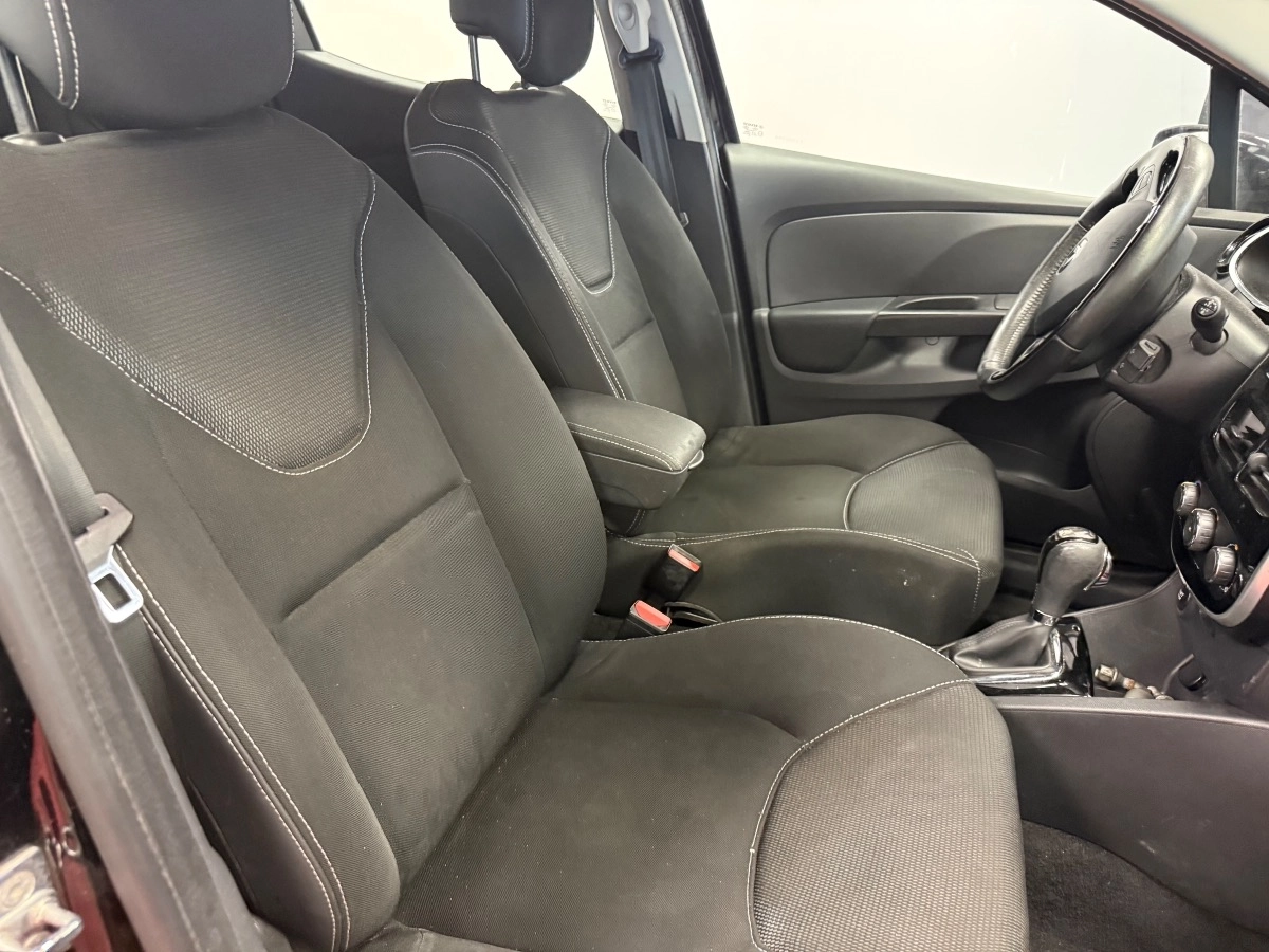 Renault Clio - photo 15