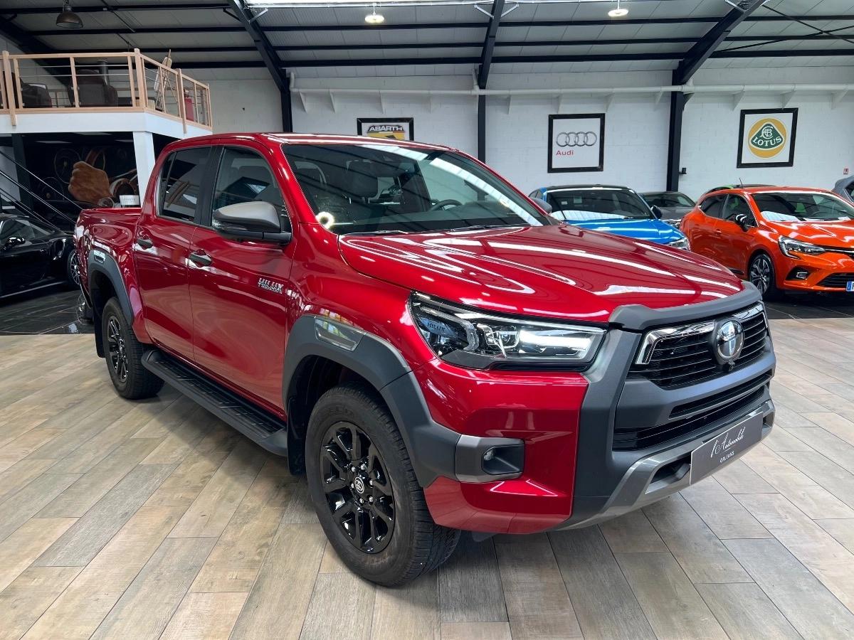 Toyota Hilux 2.8 D-4D 204 DOUBLE CABINE BVA INVINCIBLE 4WD /CAM360/JBL/CARPLAY