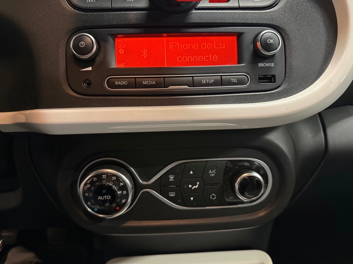 Renault Twingo - photo 13