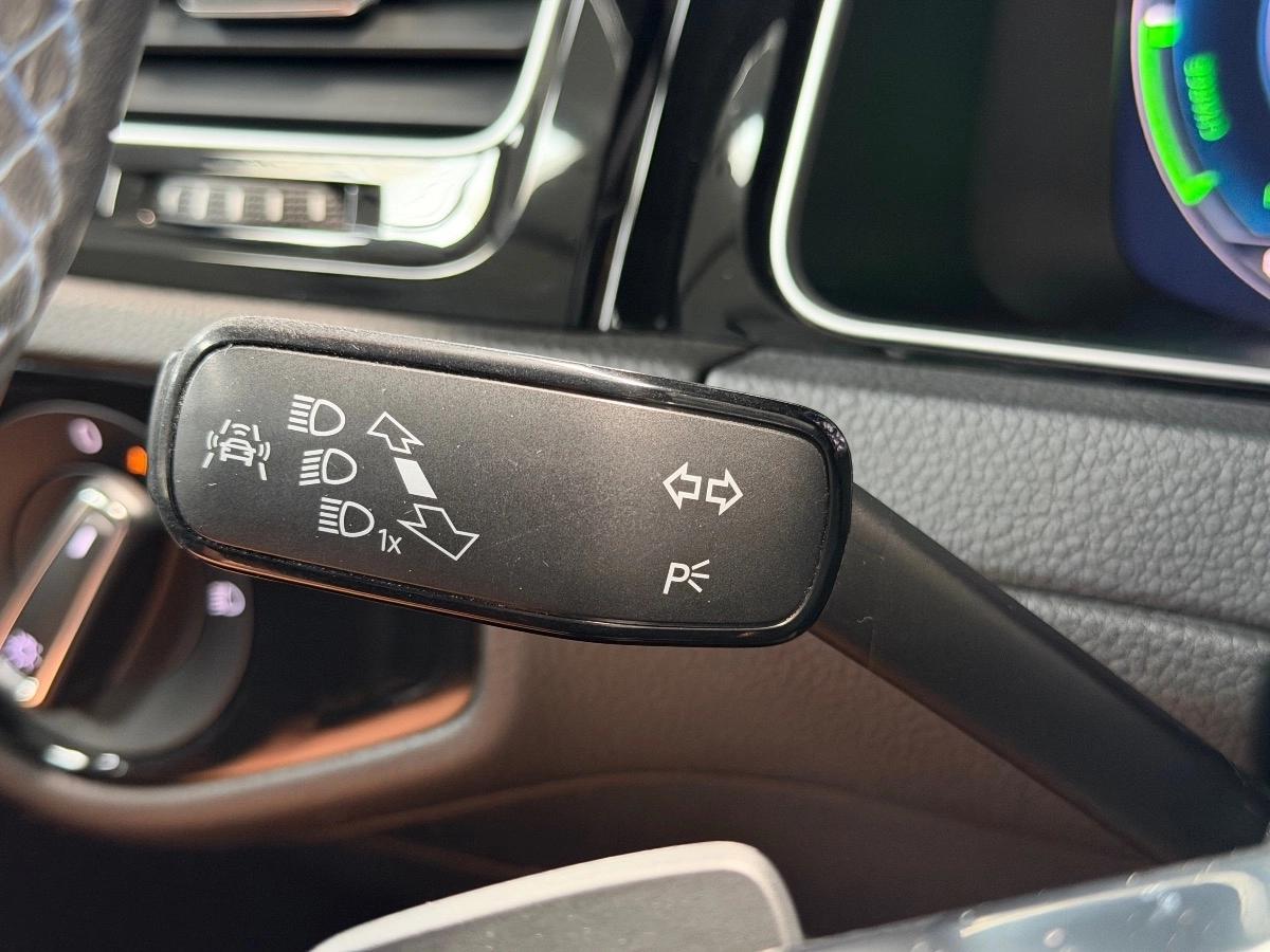 Volkswagen Golf 1.4 TSI GTE 204H 150 HYBRID PHEV 13KWH DSG BVA