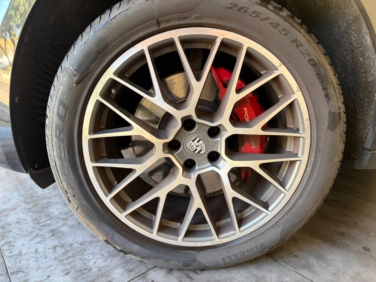 Porsche Macan - photo 29