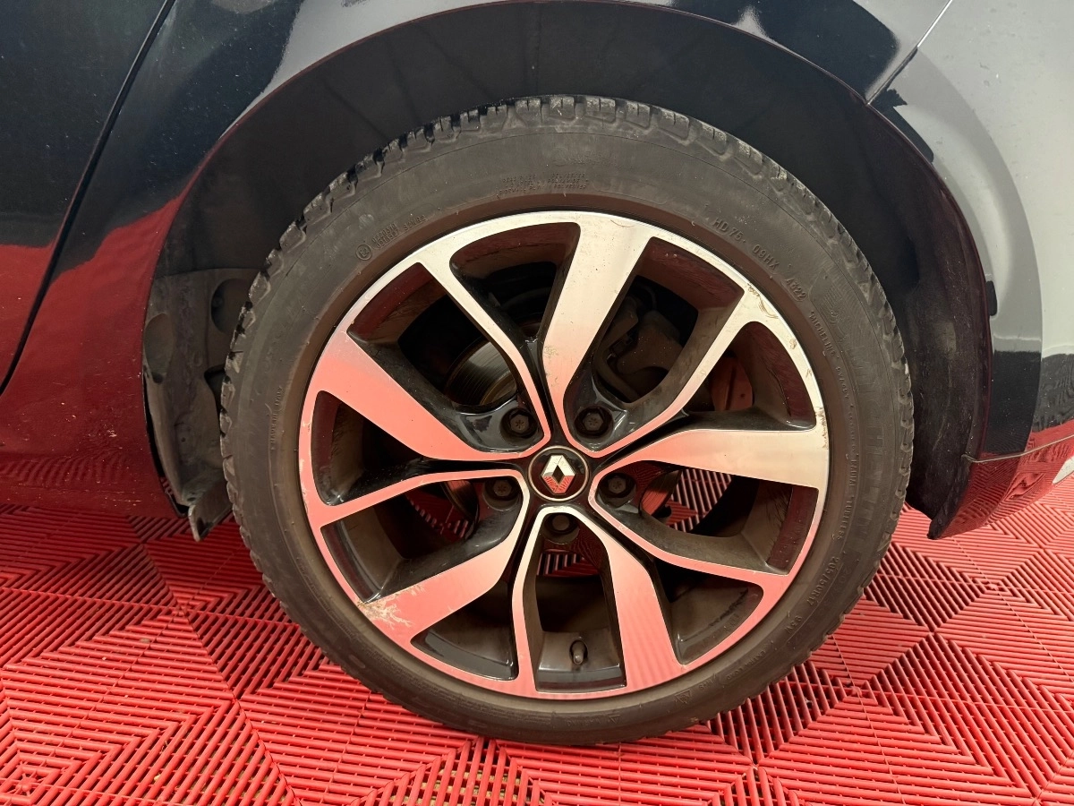Renault Megane - photo 38