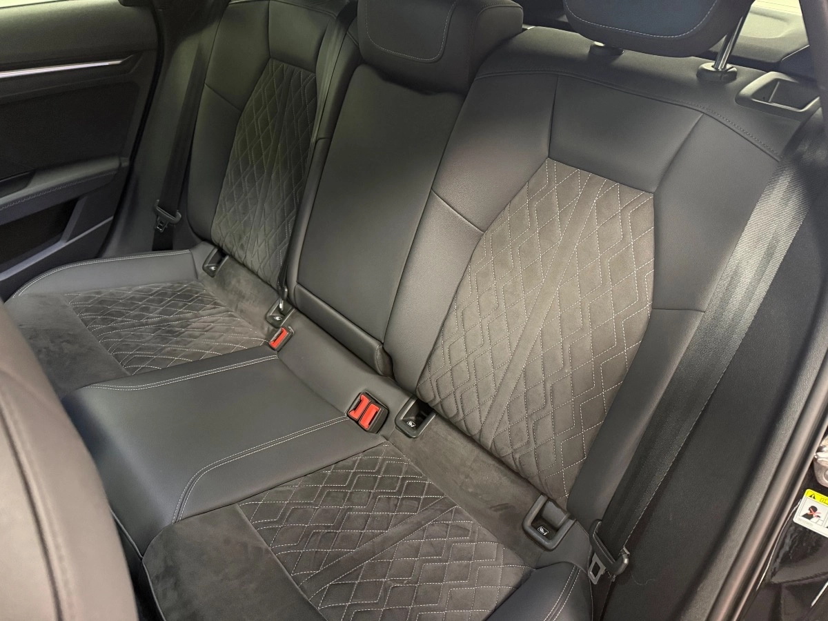 Audi S3 - photo 15