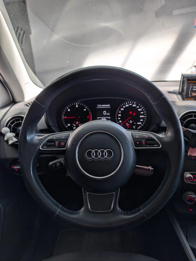 Audi A1 SPORTBACK 1.6 TDI 115 BUSINESS LINE