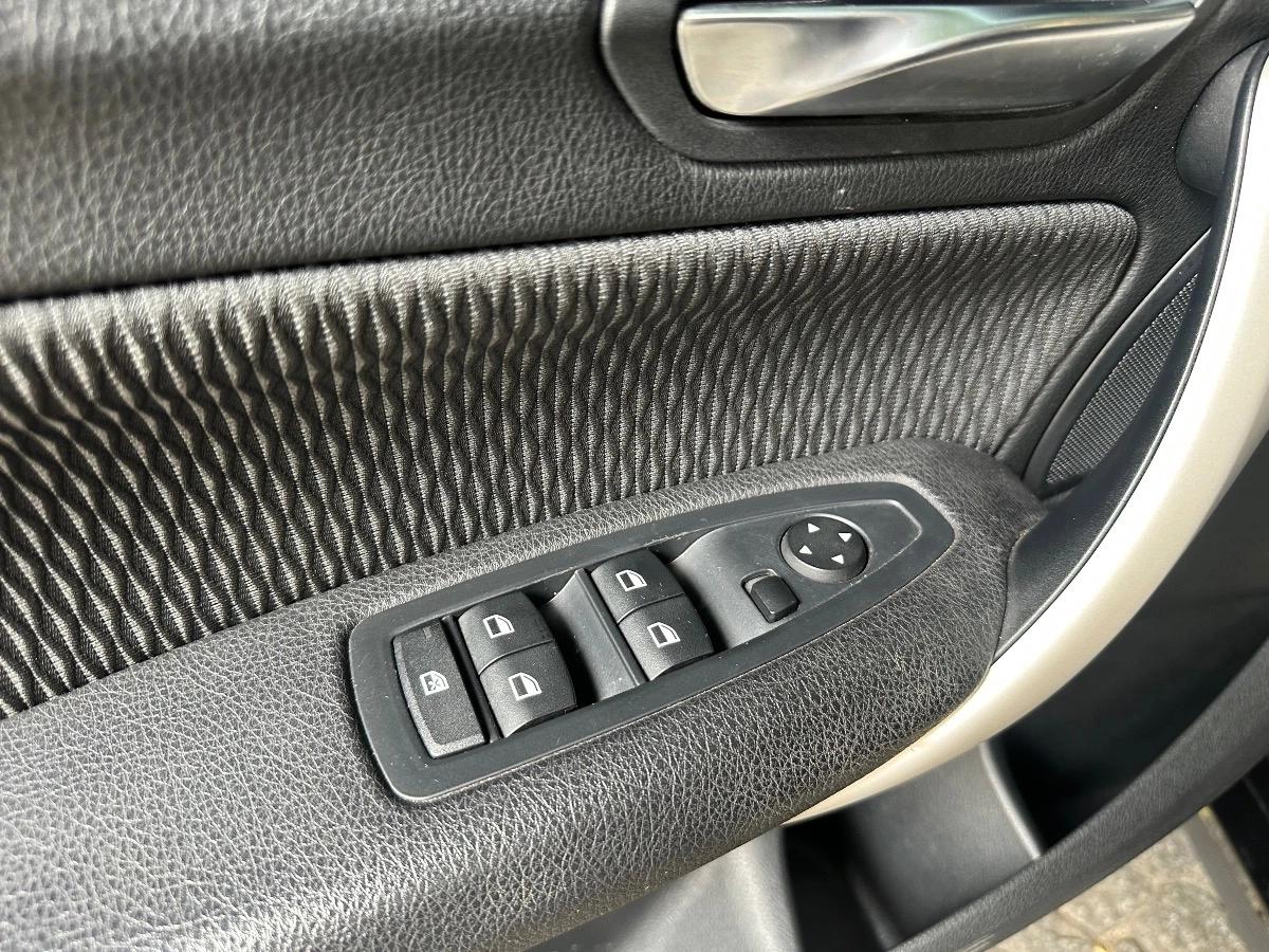 Bmw Serie 1 1.5 118 I 135 LOUNGE