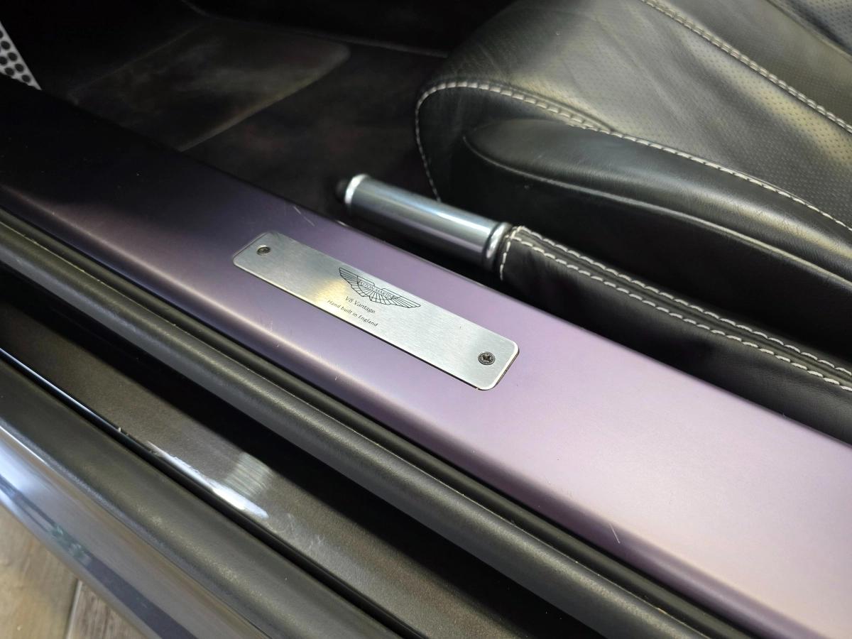 Aston Martin V8 Vantage ROADSTER 4.7 425 SPORTSHIFT BVA