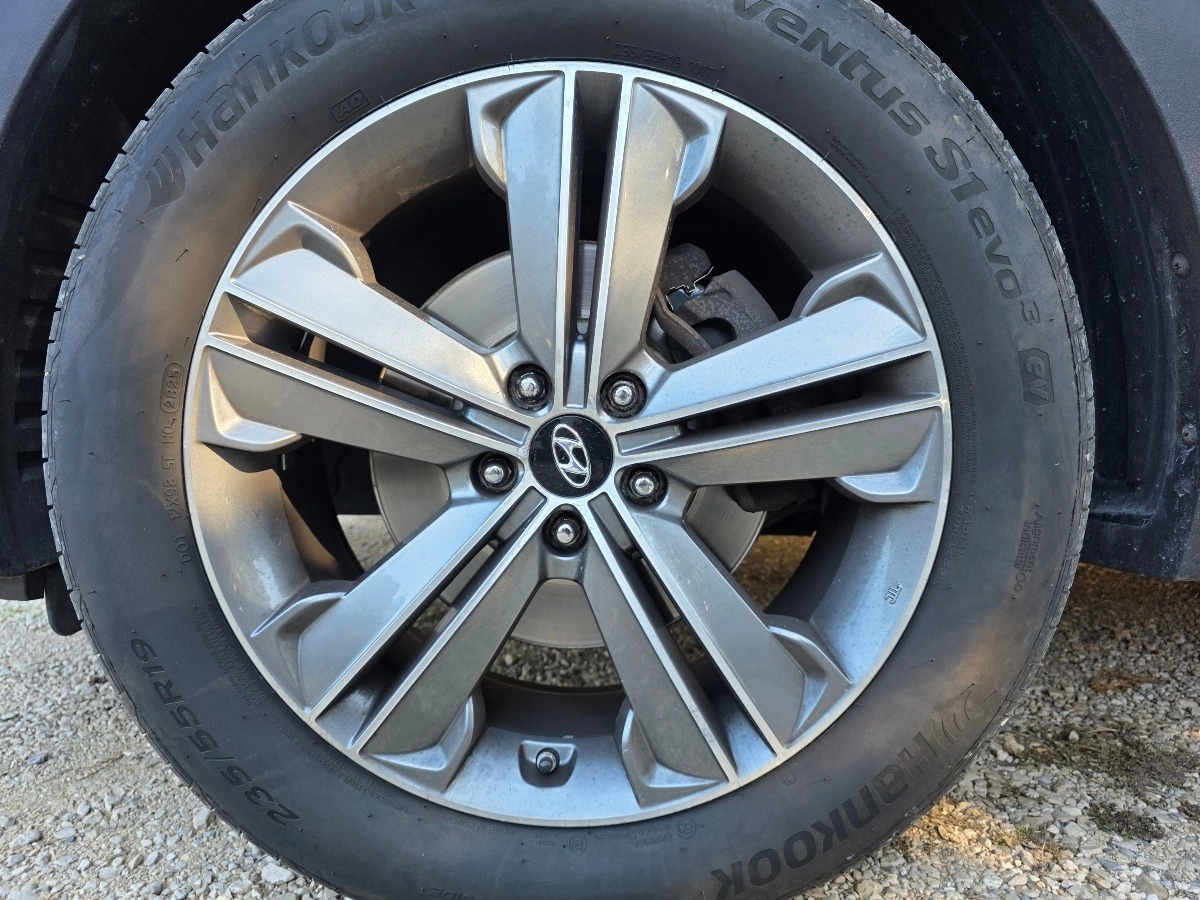 Hyundai Santa Fe - photo 28