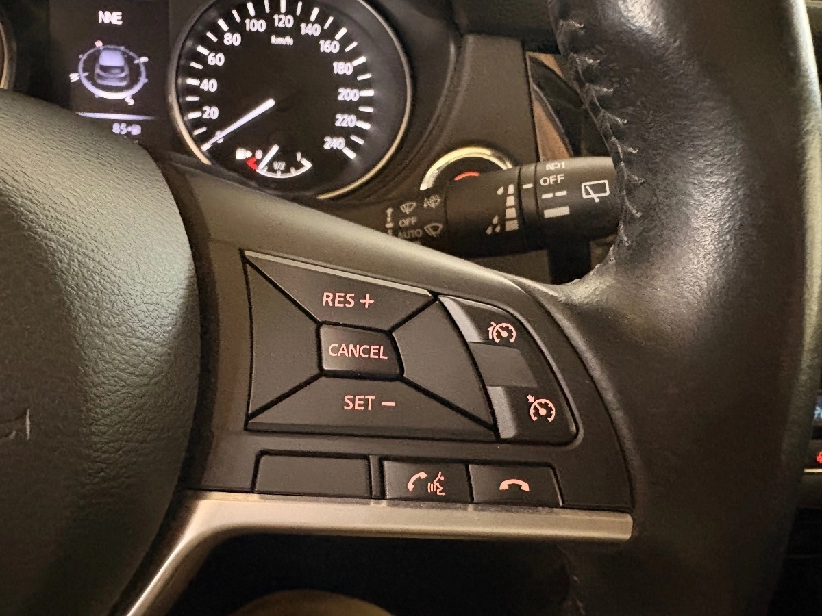 Nissan Qashqai - photo 16