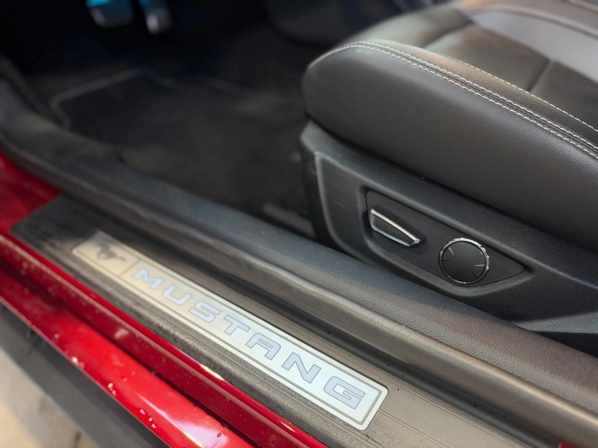 Ford Mustang VI (2) FASTBACK 5.0 V8 450 GT BVA10 /ROUGE RUBY/CARPLAY/SUIVI FORD/