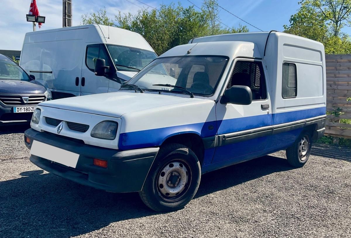 RENAULT Express