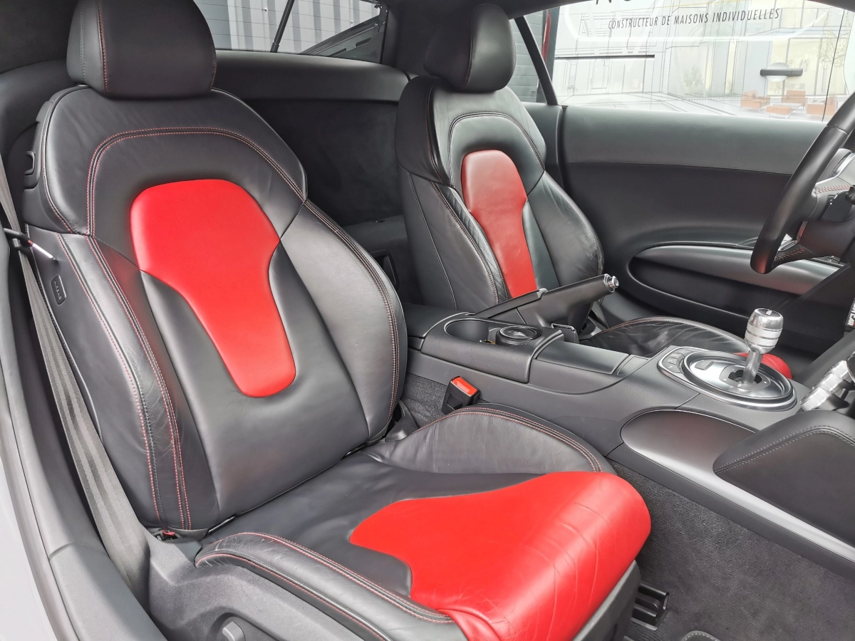 Audi R8 - photo 9