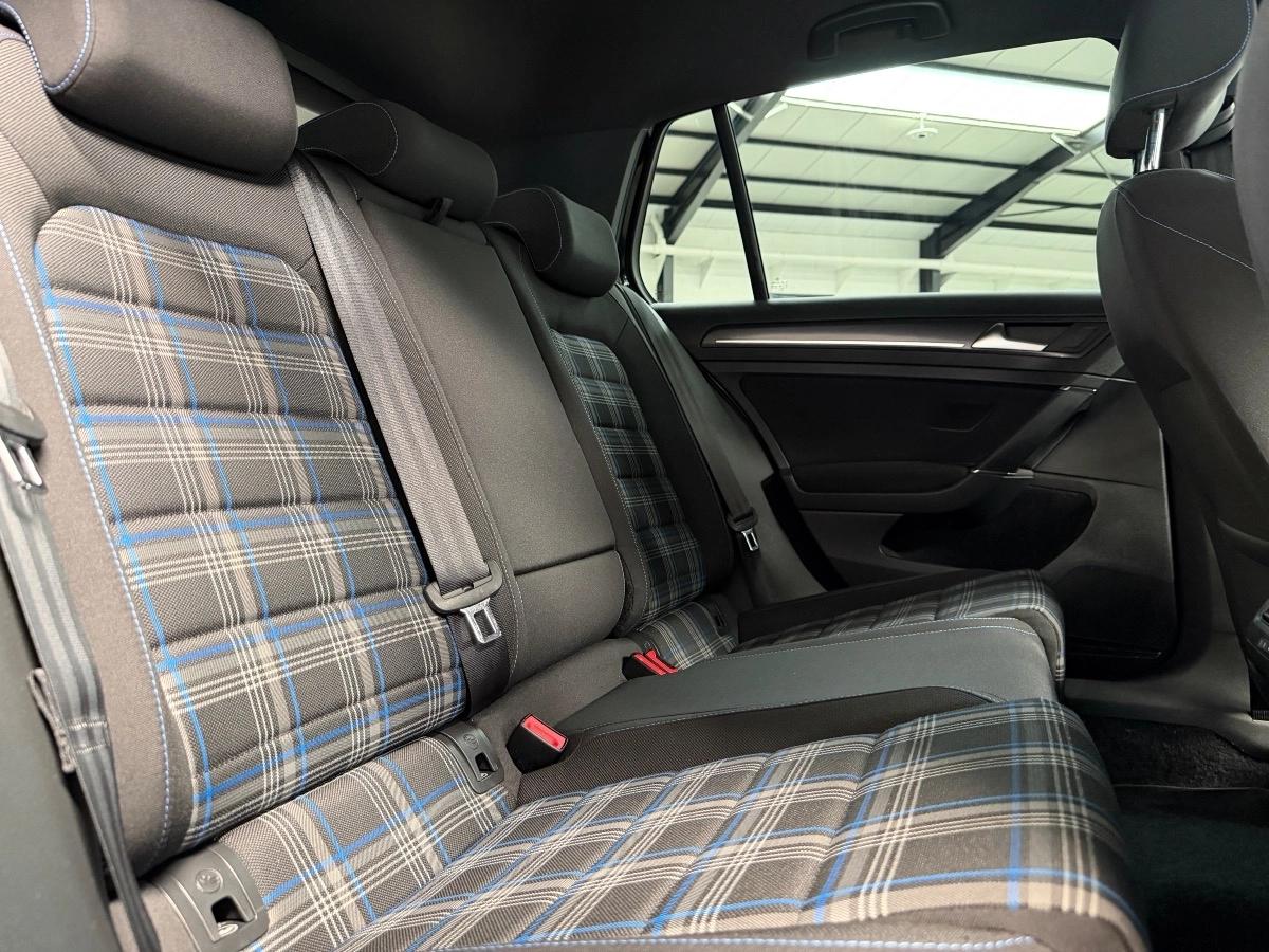 Volkswagen Golf 1.4 TSI GTE 204H 150 HYBRID PHEV 13KWH DSG BVA