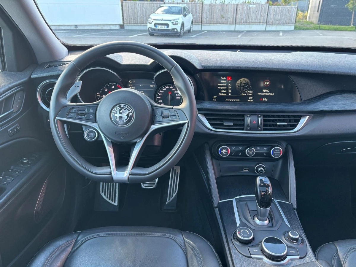 Alfa Romeo Stelvio - photo 10