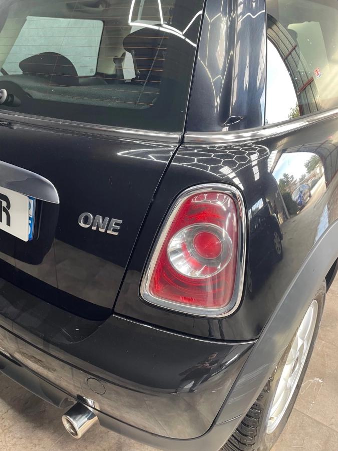 Mini Mini 1.6 75 ONE