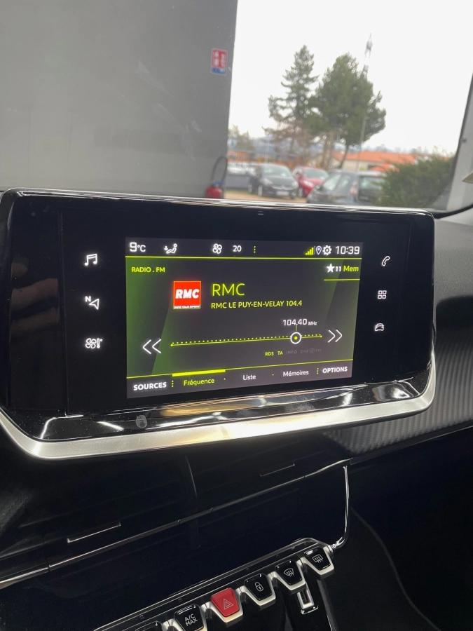 Peugeot 2008 GENERATION-I 1.2 PURETECH 100 ALLURE