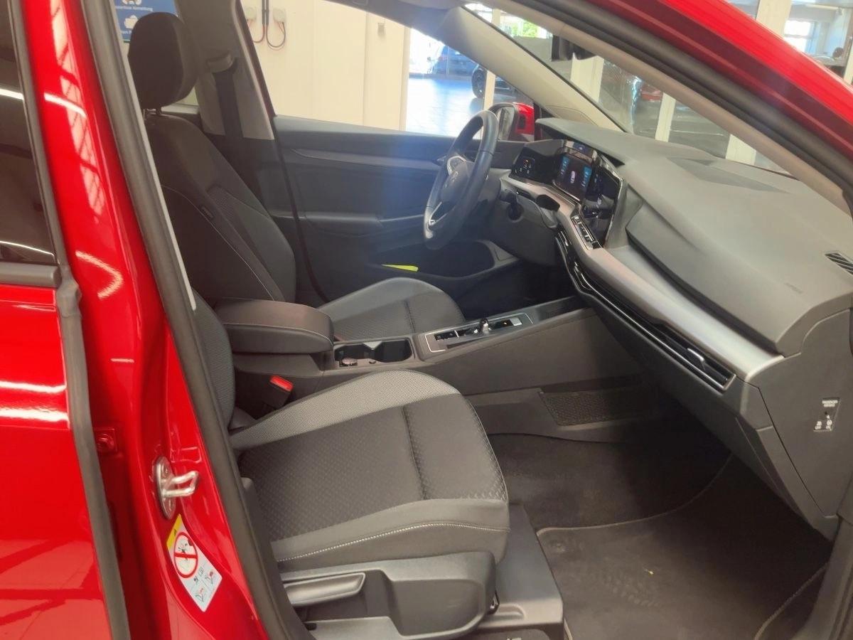 Volkswagen Golf 1.0 E-TSI 110 MHEV HYBRID OPF LIFE DSG BVA