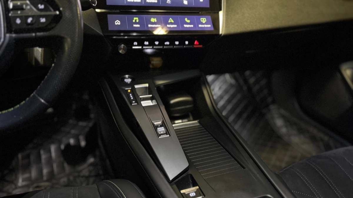 Peugeot 408 - photo 27