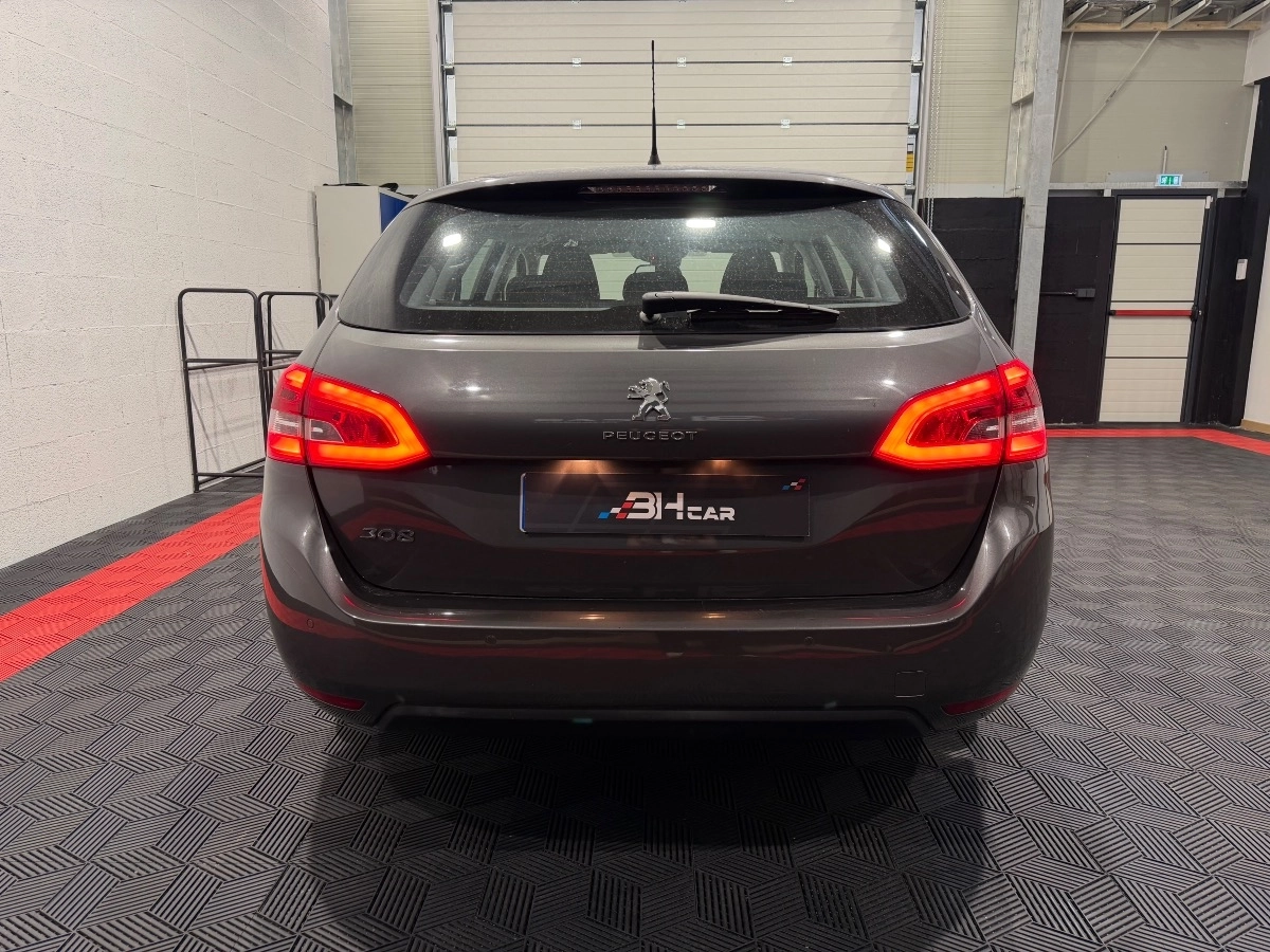 Peugeot 308 - photo 4
