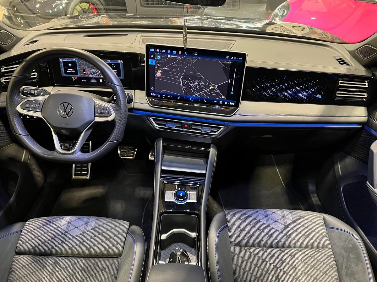 Volkswagen Tiguan 2.0 TDI 195 R-LINE PLUS 4MOTION DSG BVA