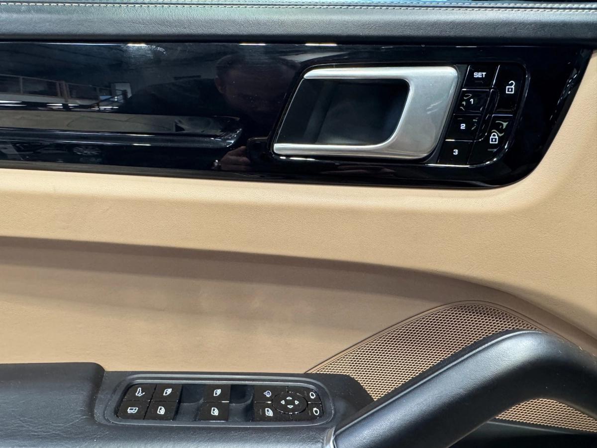 Porsche Cayenne COUPE 3.0 E-HYBRID 462H 340 PHEV 14.1KWH BVA