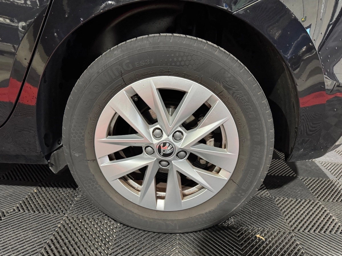 Skoda Fabia - photo 19