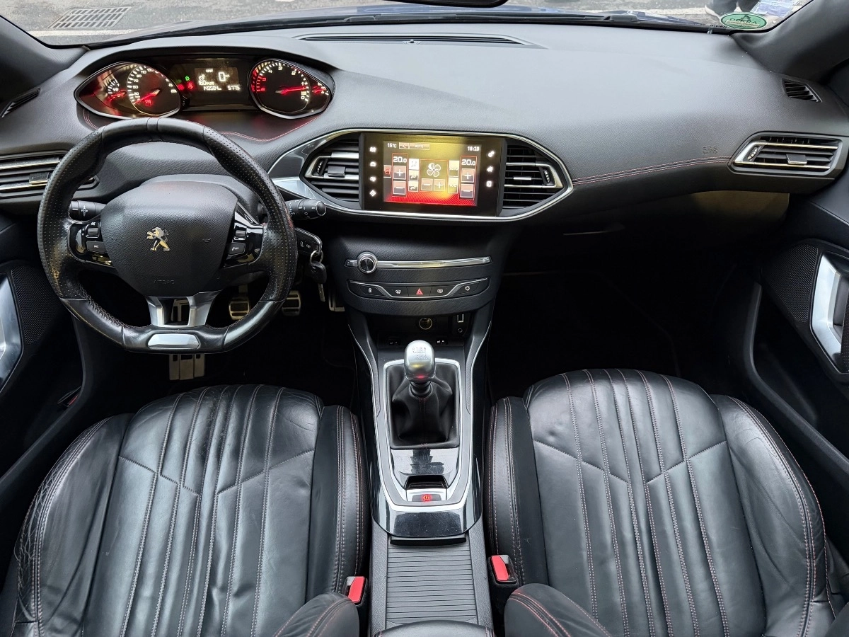 Peugeot 308 - photo 13
