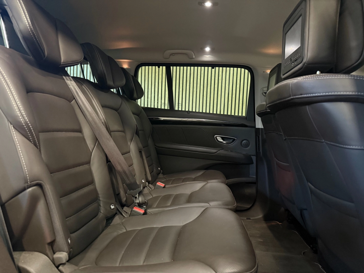 Renault Espace - photo 19