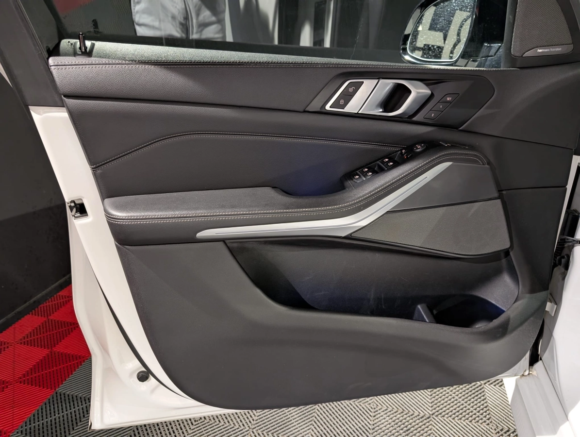 Bmw X5 - photo 9