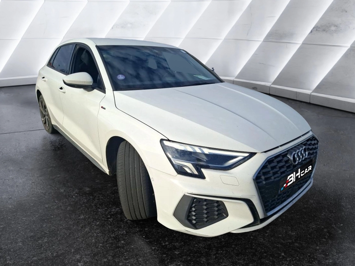 Audi A3 - photo 2