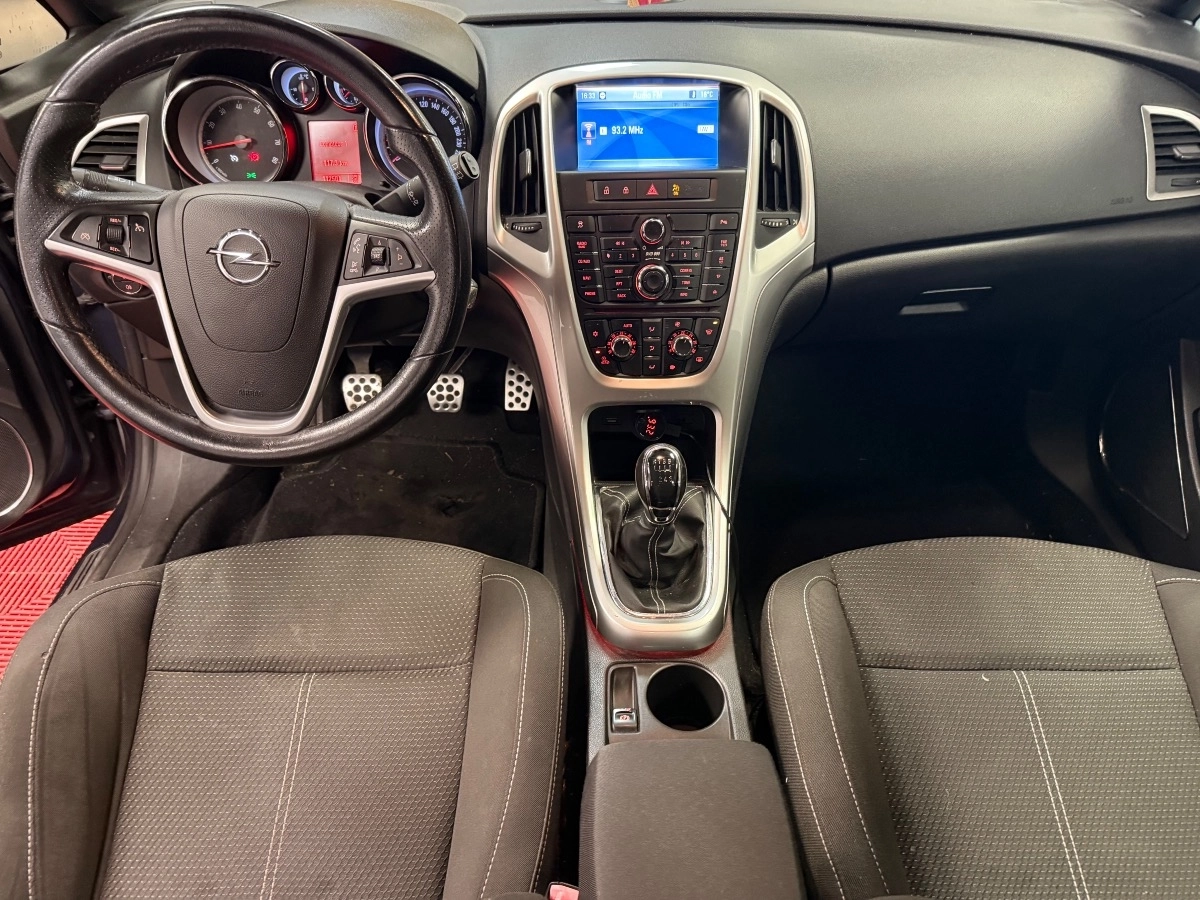 Opel Astra - photo 8
