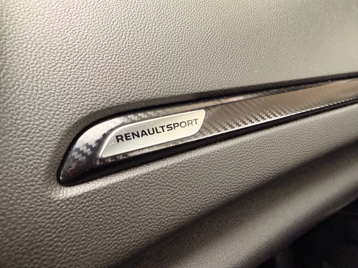 Renault Megane - photo 35