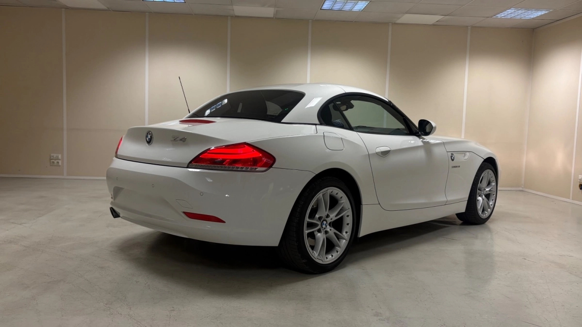 Bmw Z4 - photo 2