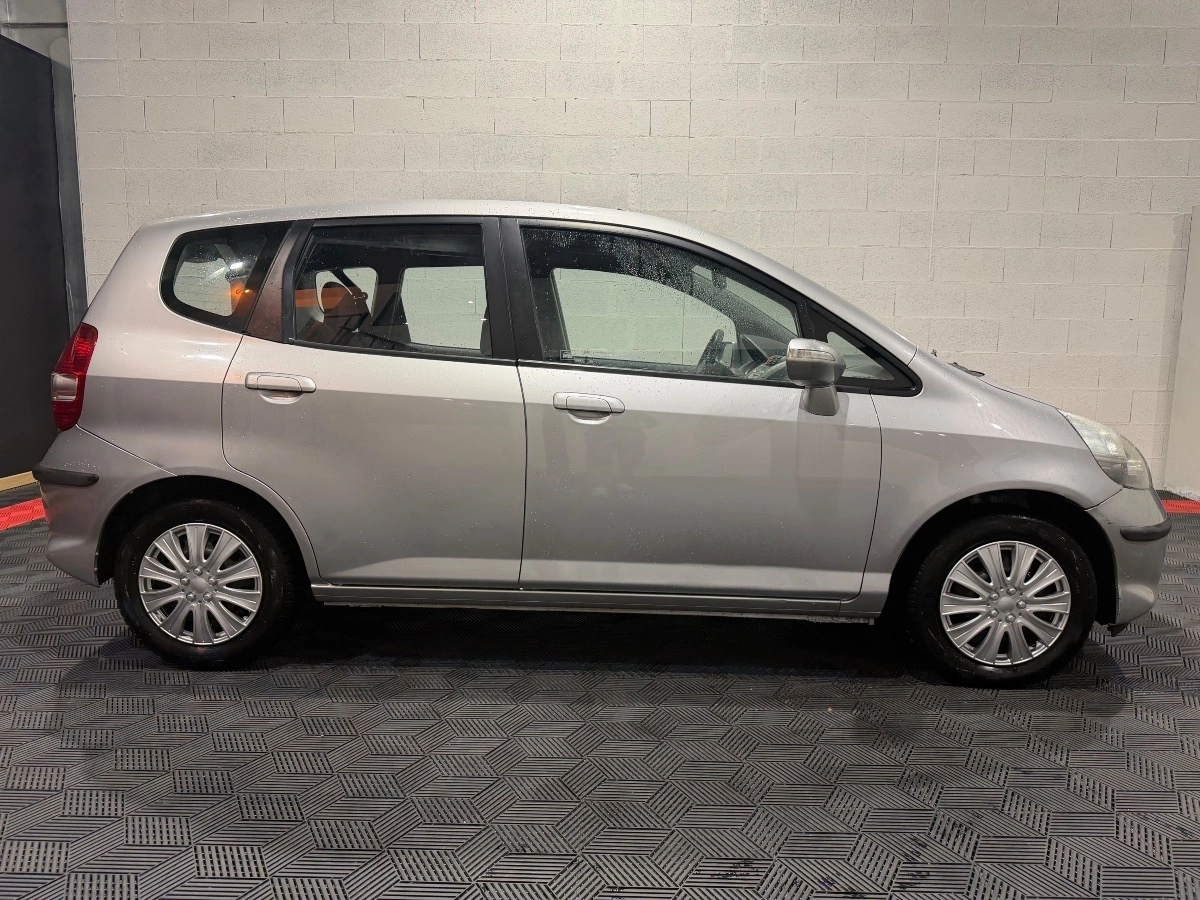 Honda Jazz - photo 2