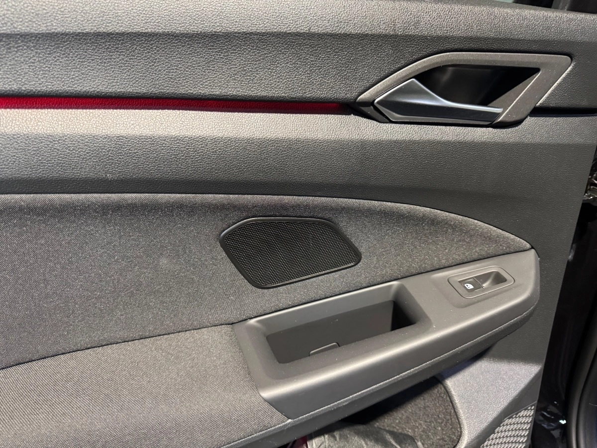 Volkswagen Golf - photo 18
