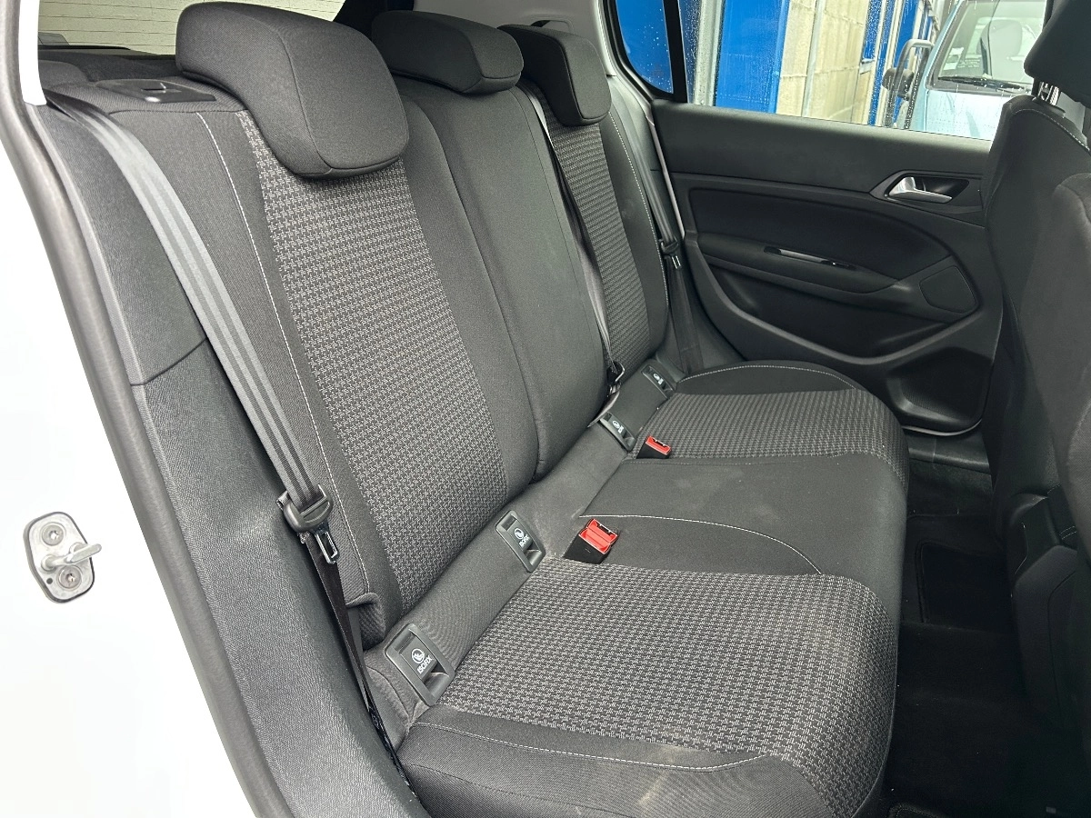 Peugeot 308 - photo 10