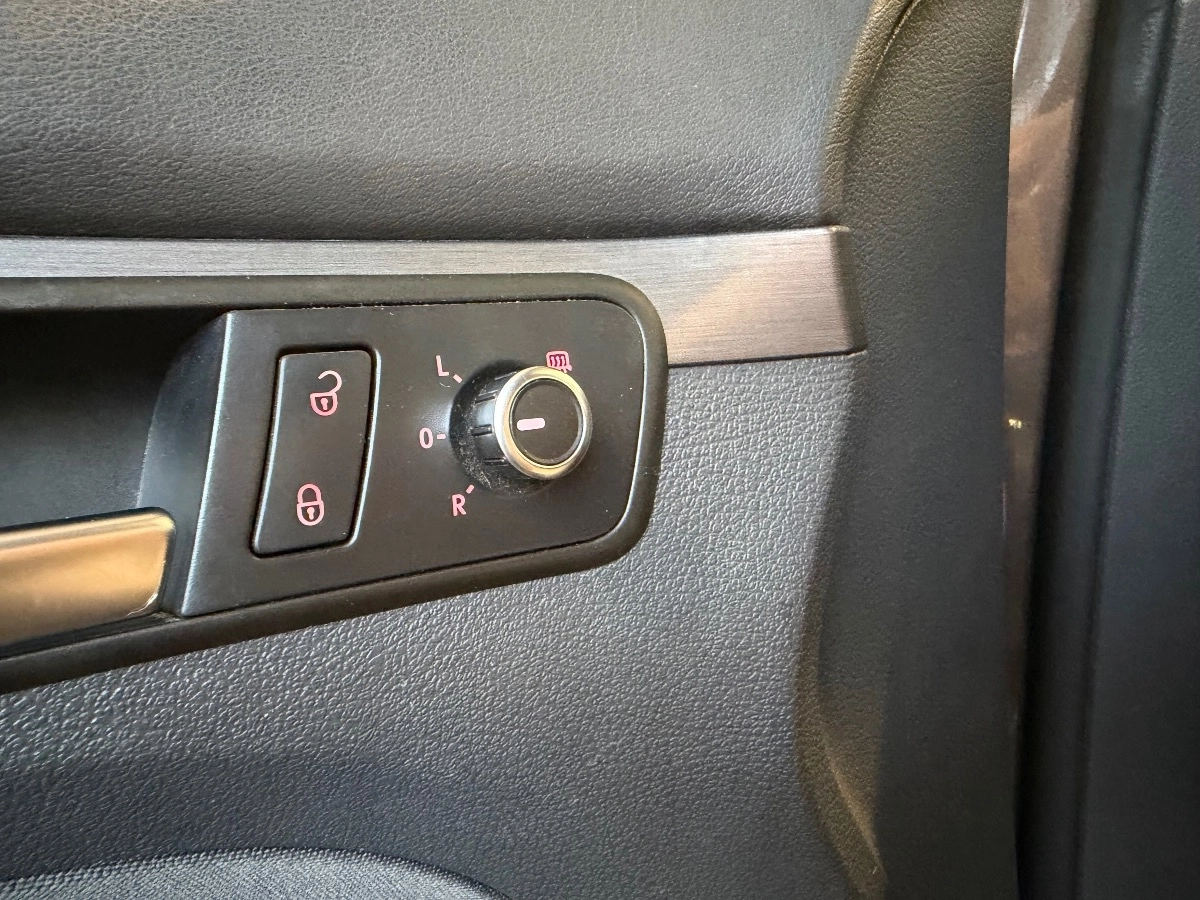 Volkswagen Touran - photo 27