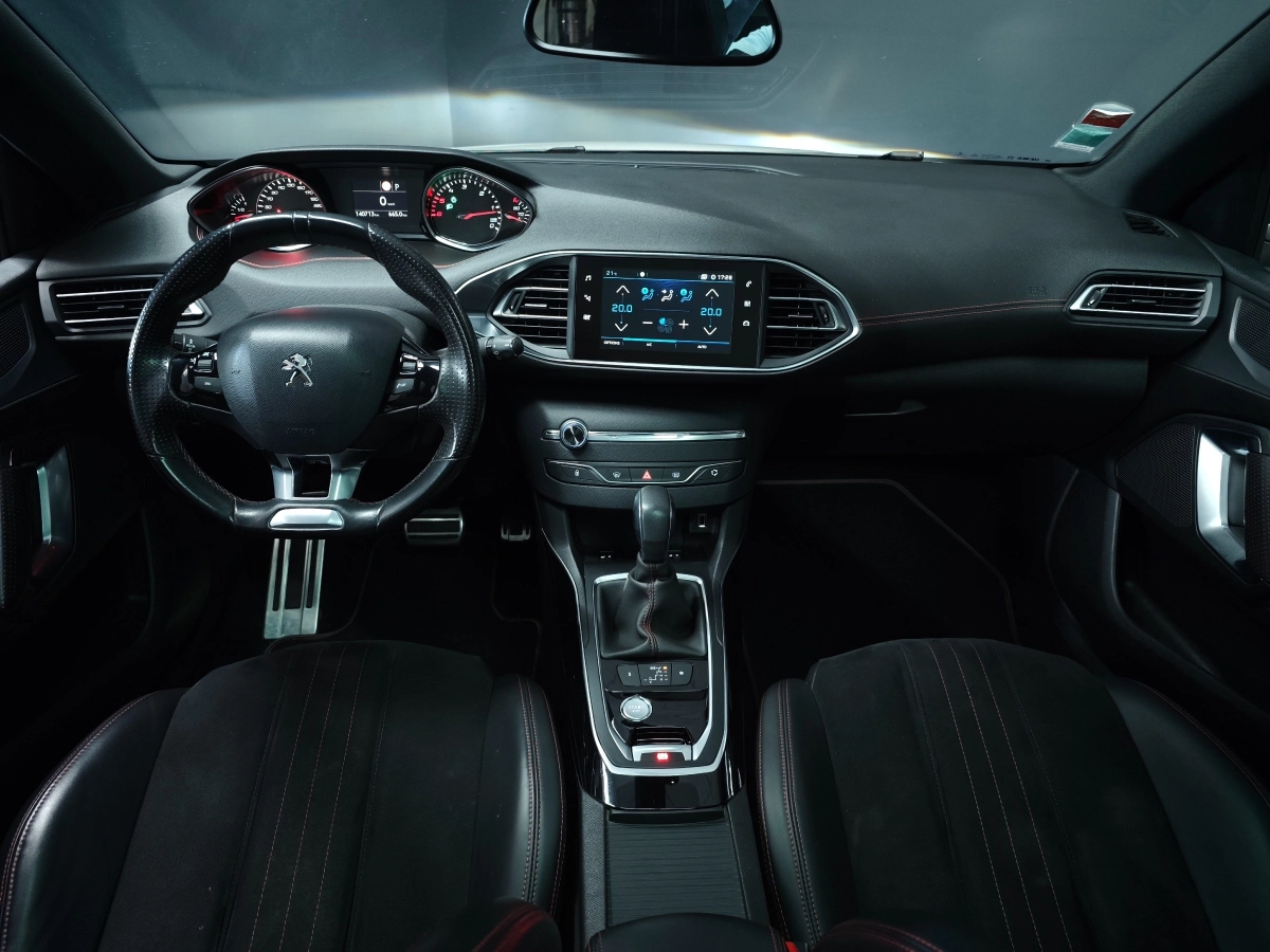 Peugeot 308 - photo 15