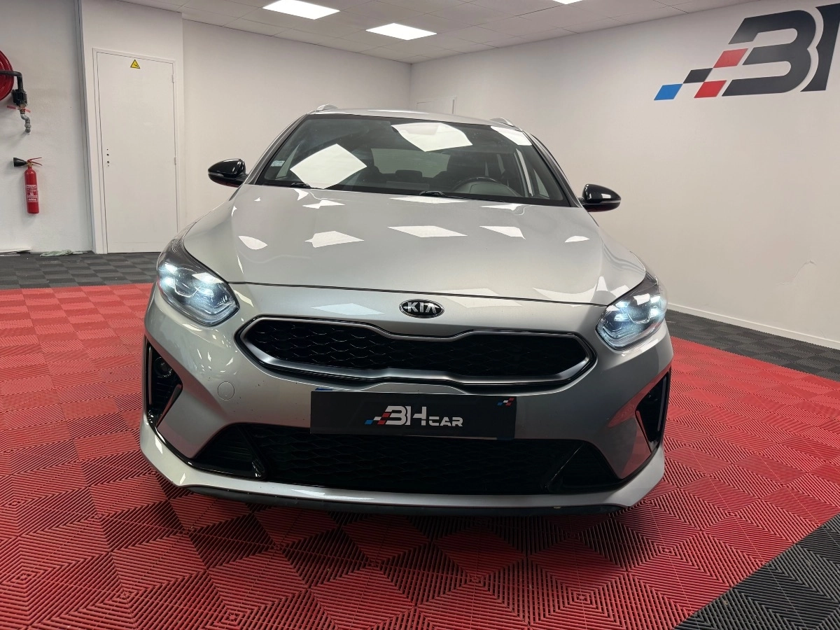 Kia Ceed - photo 2