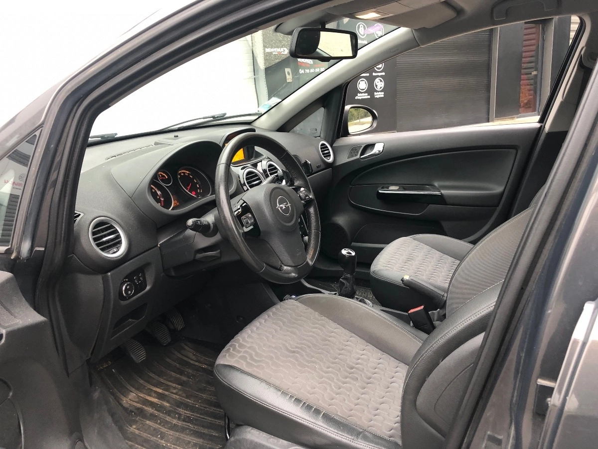 Opel Corsa - photo 14