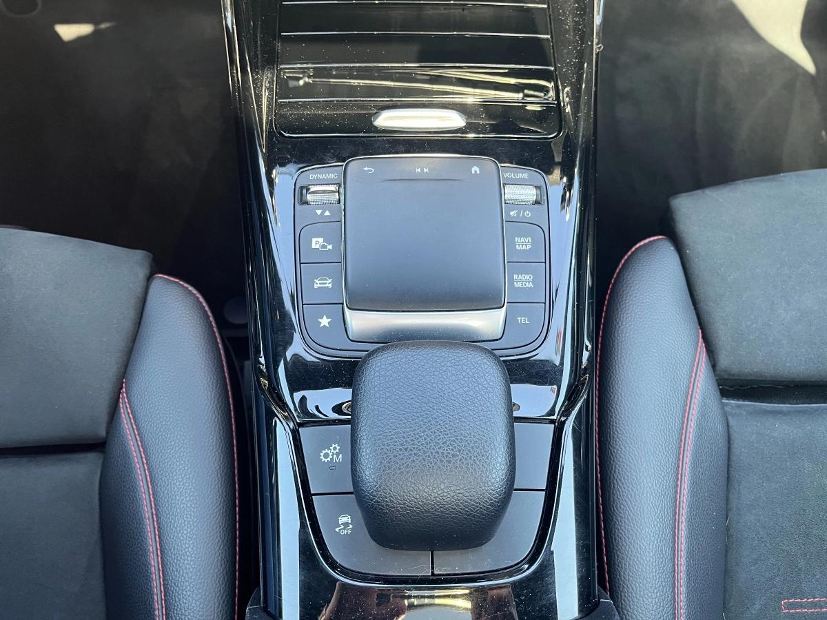 Mercedes Classe A LIMOUSINE 2.0 35 305 AMG 4MATIC 7G-DCT SPEEDSHIFT BVA