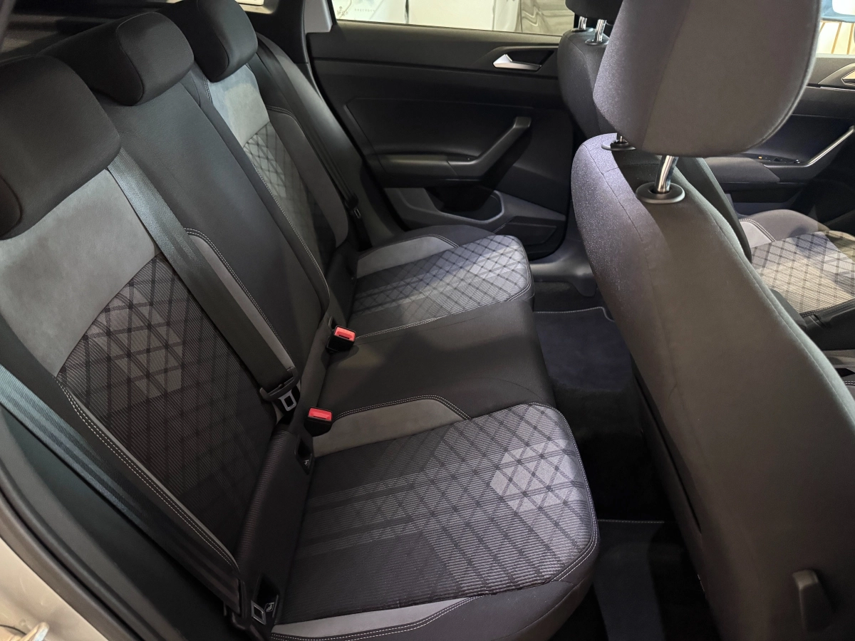 Volkswagen Taigo - photo 15